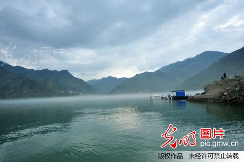 贵州沿河:乌江百里画廊_陈晓岚