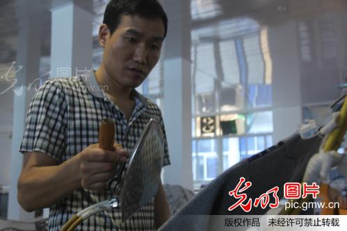 浙江桐庐:针织企业用上太阳能蒸汽发生器 _何