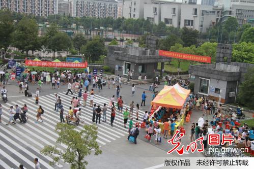 浙江传媒学院2010摄影艺术类文化课在安徽的