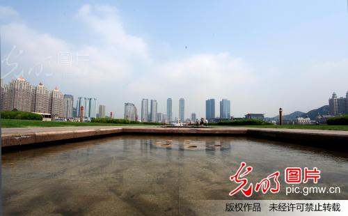 亚洲最大的广场--大连星海广场_李海