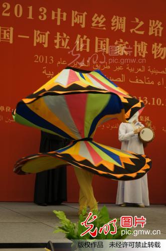 埃及只有男人才会跳的<em>舞蹈</em>--转裙舞_刘洋_ 光明