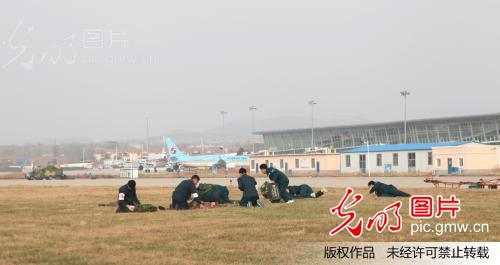 威海人防专业队 参与济南军区空军黄海-2013