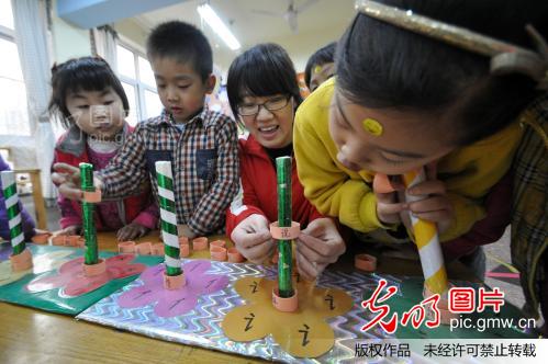 河北邯郸一幼儿园教具吹起节俭风