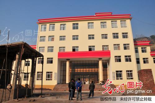 云南彝良消防队营房建设加快推进_彭洪