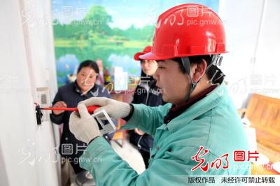 安徽阜阳临泉县:女职工结对帮扶留守妇女喜迎