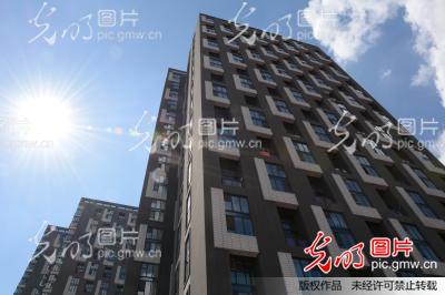 吉林街头现大写 L 形居民楼 路人戏称字母楼