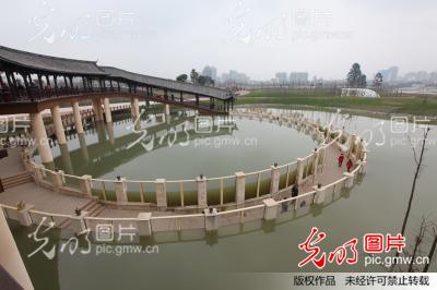 四川眉山:以人为本 把城市宝岛变身湿地公园_