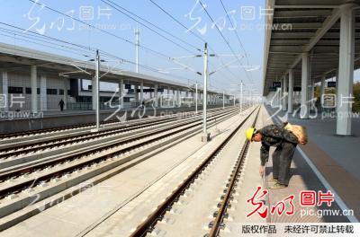 京福高铁铜陵北站主体完工_过仕宁_ 光明图片