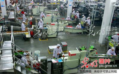 安徽芜湖:双汇质量万里行活动聚焦食品安全_