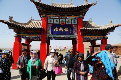 甘肃张掖北武当庙会传承非遗文化_伟岸青松