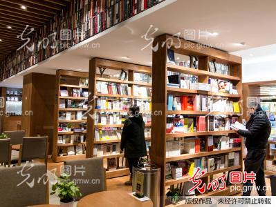 上海:媲美苏州诚品 高颜值书店言几又登陆新