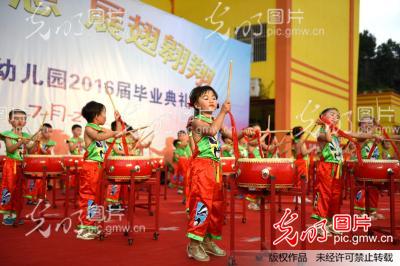 贵州铜仁:特色教育从娃娃抓起_新闻