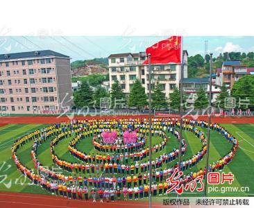 湖南湘西州火热排练州庆文艺汇演节目