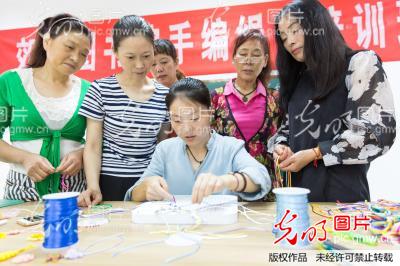 安徽铜陵:传授绳艺促就业