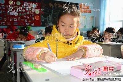 吉林小学生期末考试开始了!_新闻