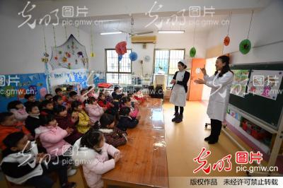 江西新余:防流感知识进校园_新闻