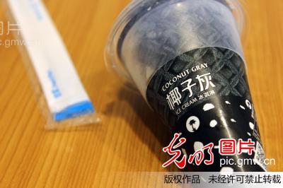 北京:抖音捧红的椰子灰、椰子冻几近断货(